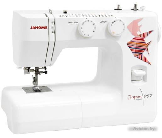 Швейная машина Janome Japan 957