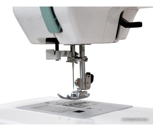 Компьютерная швейная машина Janome HD 6130